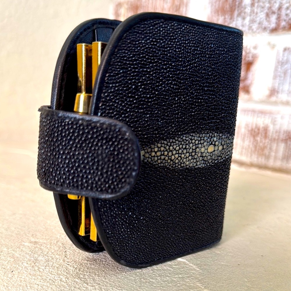 Oceanic Stingray wallet